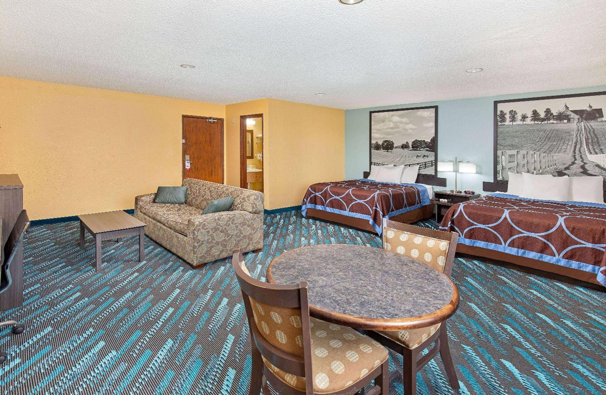 Super 8 By Wyndham Somerset Exteriér fotografie